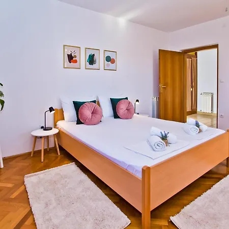 And Marija Apartment Hvar Town