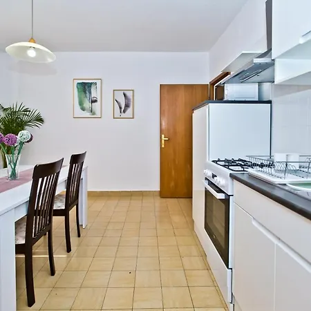 And Marija Apartment Hvar Town